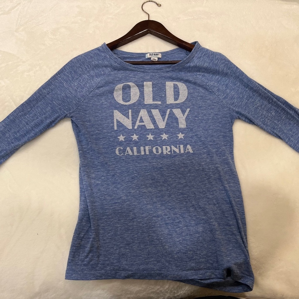 Old Navy Women’s Size S Blue California Slim Fit Longsleeve Shirt